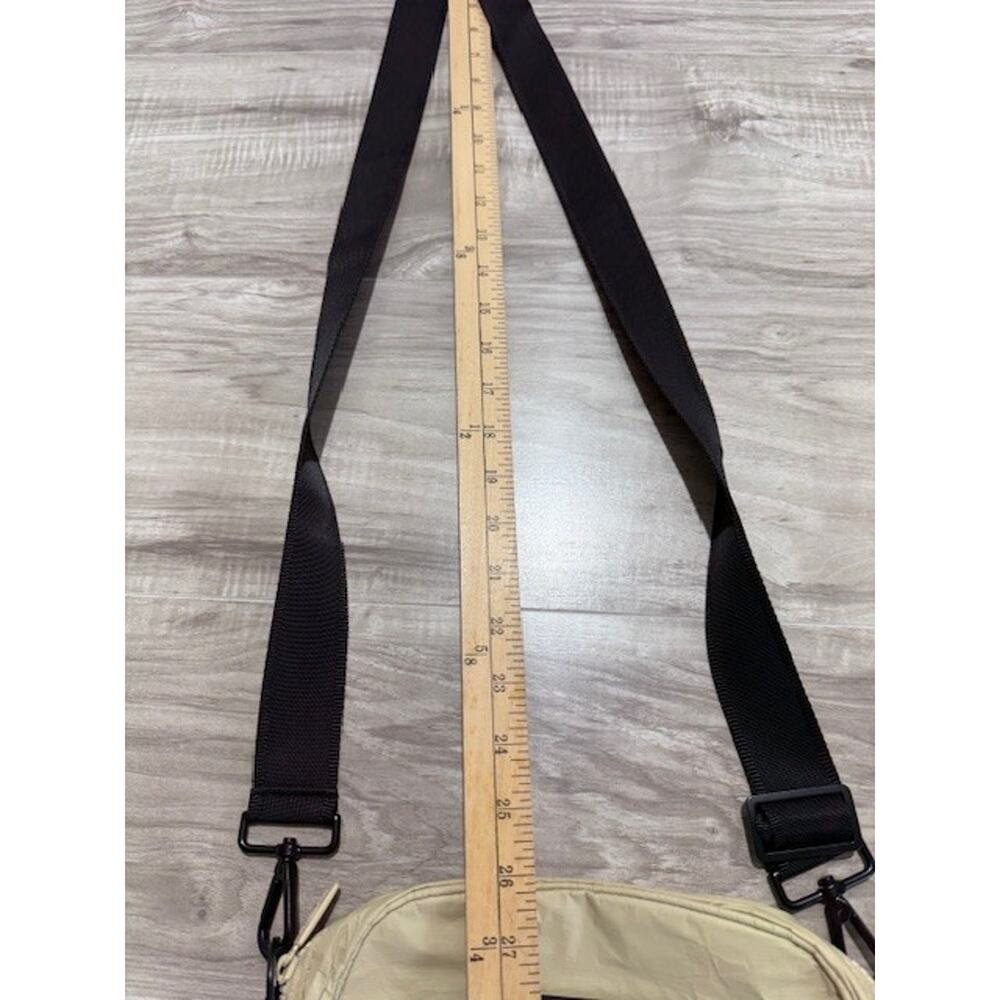 NWOT Aloha Collection LeTour Black on Dune Crossbody/Shoulder Bag - Picture 6 of 9